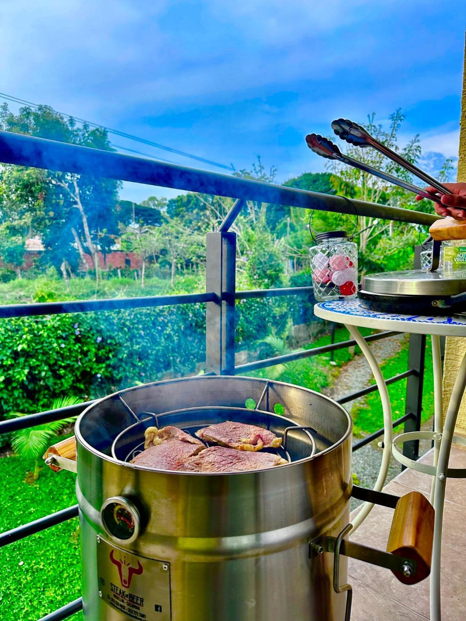 Apartamento Privado Vacacional A 5M Del Aeropuerto, 20 Minutos Del Parque Del Cafe Y Centro De Armenia Con 4 Piscinas, 3 Jacuzzi, Sauna By Molca Xperiences 3H Exteriér fotografie